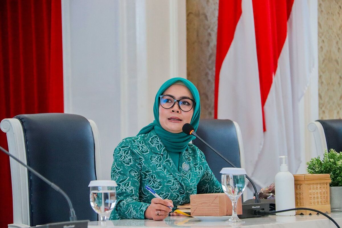 Yane Ardian, istri dari Wali Kota Bogor Bima Arya Sugiarto, mendaftar diri untuk maju sebagai bakal calon legislatif (bacaleg) DPR RI dari Partai Amanat Nasional (PAN).