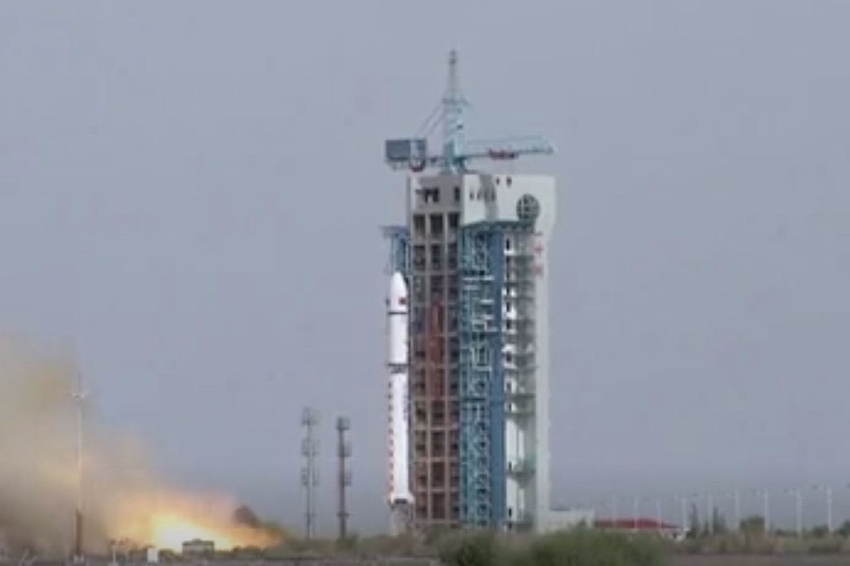 Peluncuran roket China Long March 2D yang membawa satelit Gaofen-9 ke orbit Bumi pada 31 Mei 2020.