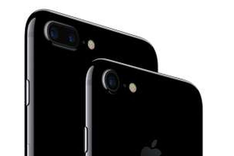 iPhone 7 Plus dan iPhone 7 warna jet black atau hitam glossy