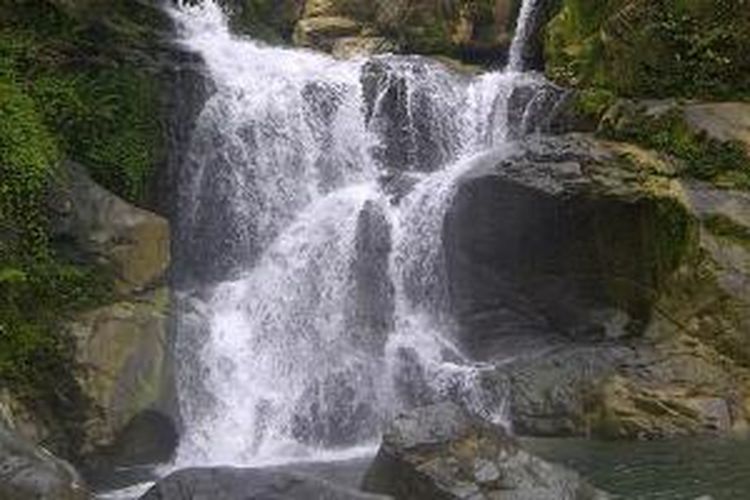 Air Terjun Suhom di Aceh Besar.