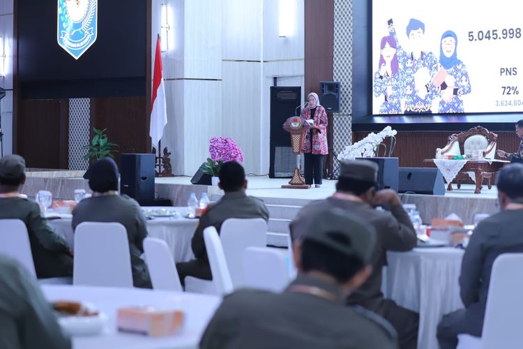 Menteri PANRB Rini Widyantini dalam Orientasi Kepemimpinan bagi Kepala Daerah Gelombang II di Institut Pemerintahan Dalam Negeri (IPDN), Sumedang, Kamis (26/6/2025).