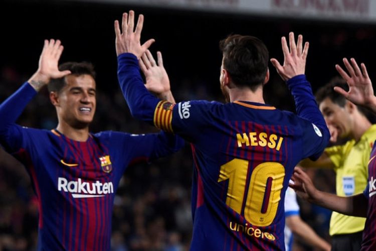 Lionel Messi dan Philippe Coutinho merayakan gol Barcelona ke gawang Leganes pada pertandingan La Liga di Camp Nou, Sabtu (7/4/2018).