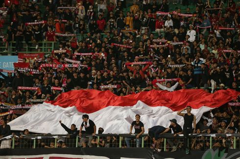 Flare Ganggu Laga Timnas U19 Indonesia Vs Vietnam, Apa Sanksi yang Bisa Diterima?