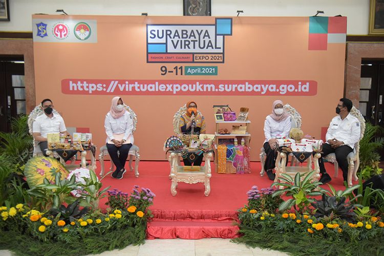 Pemerintah Kota (Pemkot) Surabaya akan menggelar pameran UMKM virtual pada 9-11 April 2021 bertajuk Surabaya Fashion Craft and Culinary Expo 2021. 