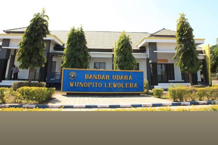 Gunung Lewotolok Meletus, Bandara Wunopito Ditutup Sementara