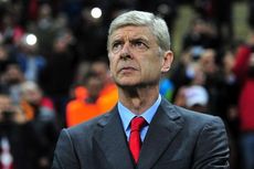 Pelatih Newcastle Keberatan Wenger Dihina