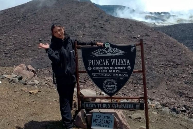 Naomi, Pendaki Wanita Yang Hilang Di Gunung Slamet, Berhasil Ditemukan