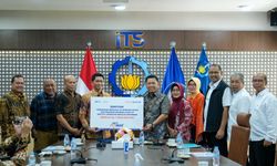 Pupuk Kaltim Salurkan Rp 1 Miliar untuk Pengembangan Pendidikan dan Startup di ITS