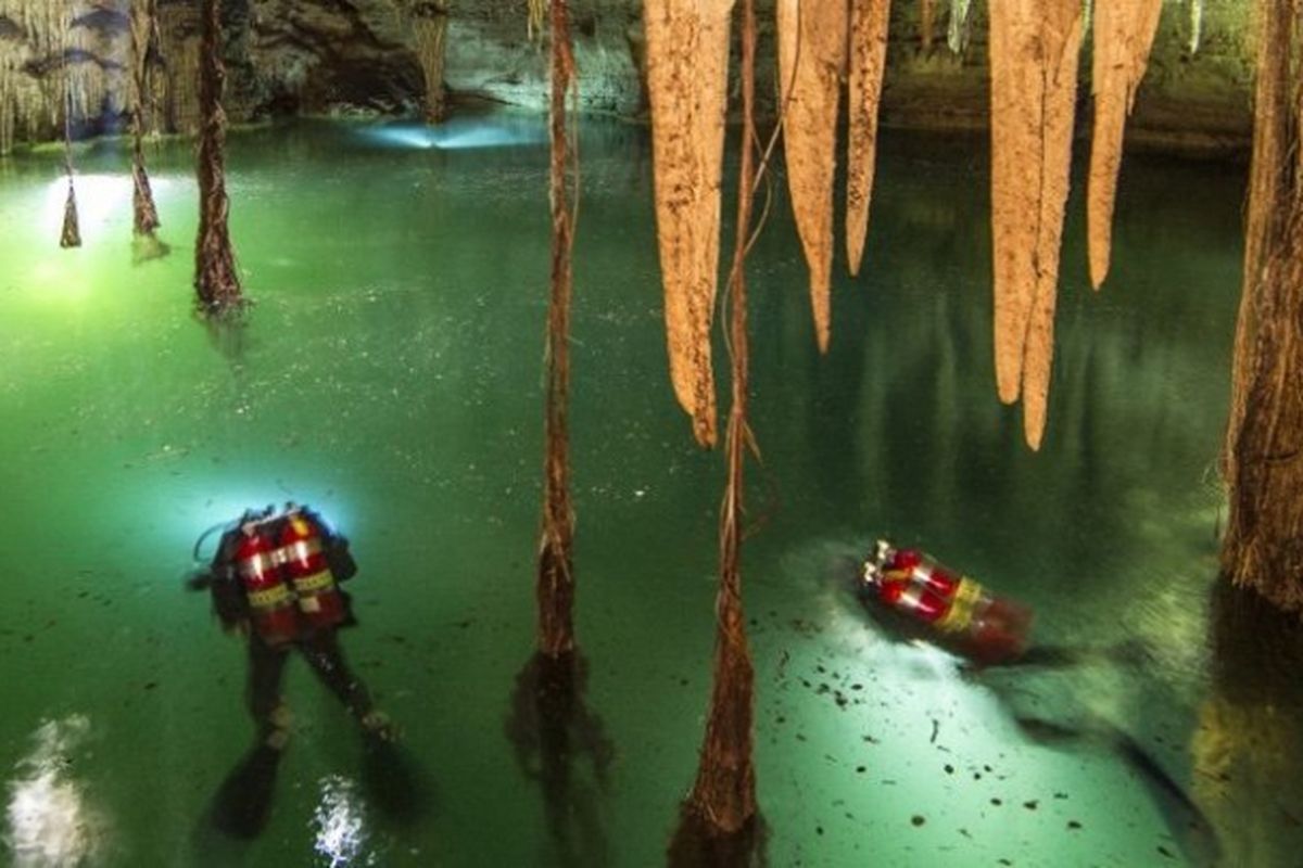 gua bawah air Meksiko