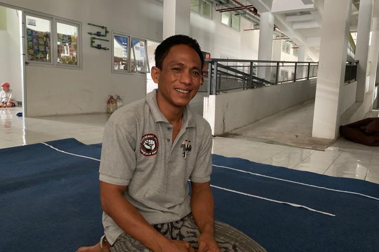 Ketua Kelompok Tani Kampung Bayam Madani Muhammad Fuqron (45) saat ditemui di Kampung Susun Bayam, Jakarta Utara, Rabu (24/1/2024). 