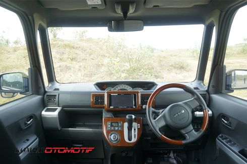 Kamuflase di Balik Visual Mungil Daihatsu Wake