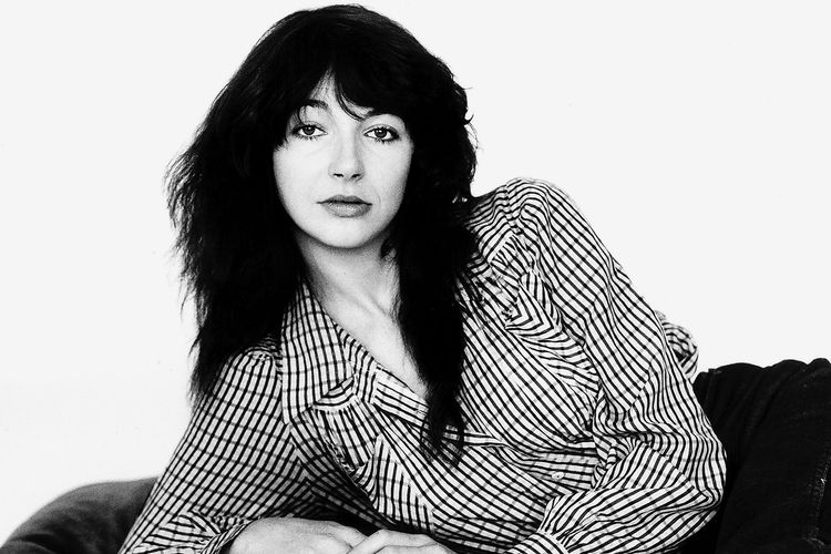 Penyanyi senior asal Inggris, Kate Bush