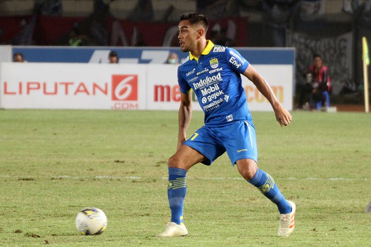 Pemain Persib Bandung, Omid Nazari. 