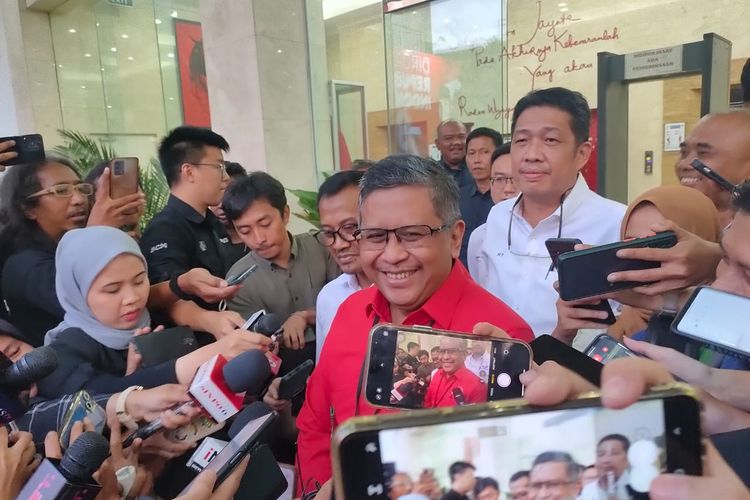 Sekretaris Jenderal PDI-P Hasto Kristiyanto ditemui di Kantor DPP PDI-P, Jalan Diponegoro, Menteng, Jakarta, Senin (4/9/2023).