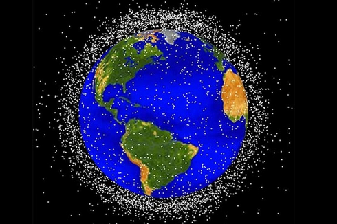 Bumi Bisa Punya “Cincin” seperti Planet Saturnus gara-gara Sampah Luar Angkasa