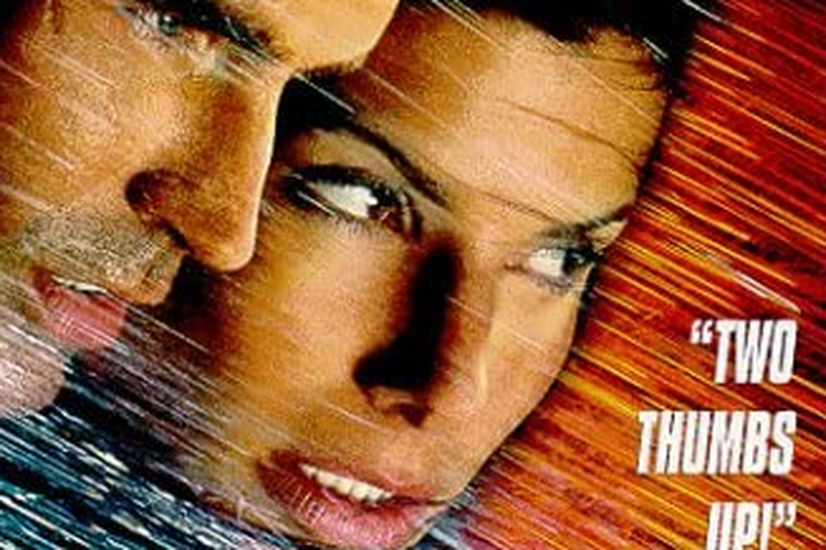 Sandra Bullock and Jason Patric in Speed 2: Cruise Control (1997)