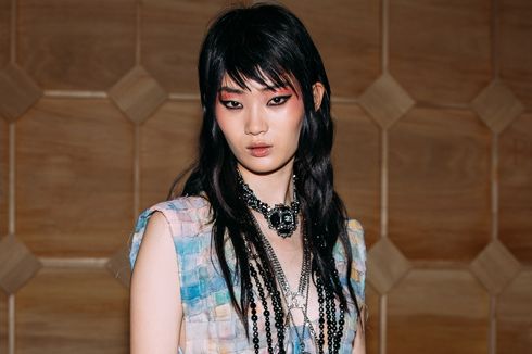 Para Model Bergaya Punk di Fashion Show Chanel 