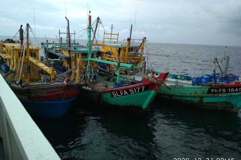 Cerita 3 Kapal Malaysia Tepergok Curi 3 Ton Ikan, Sempat Memutus Jaring dan Berusaha Kabur