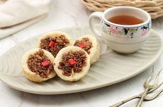 Resep Kue Talam Asin, Spesial dengan Topping Sambal Goreng Ebi