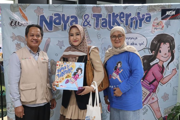 Penyerahan simbolis donasi buku ?Naya dan Talkernya? oleh KCN kepada Rumah Autis Yayasan Cagar Depok sebagai bentuk dukungan terhadap edukasi dan literasi inklusif.