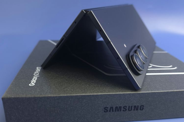 Samsung Galaxy Z Fold 7.