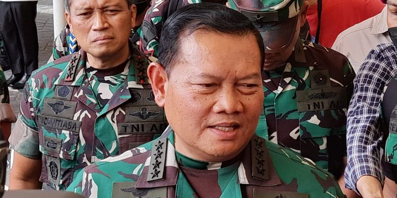 Kepala Staf Angkatan Laut (KSAL) Laksamana Yudo Margono usai disahkan sebagai Panglima TNI oleh DPR, Selasa (13/12/2022).