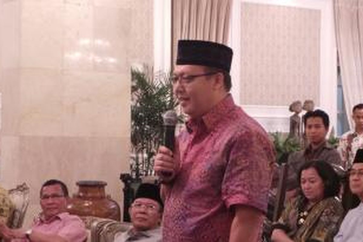 Ketua fraksi Partai Keadilan Sejahtera (PKS) DPRD DKI Selamat Nurdin saat menghadiri buka puasa bersama di rumah dinas Gubernur Jalan Taman Suropati 7, Menteng, Jakarta Pusat, Kamis (9/7/2015). 