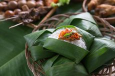 4 Tips Bungkus Nasi Bakar dengan Daun Pisang