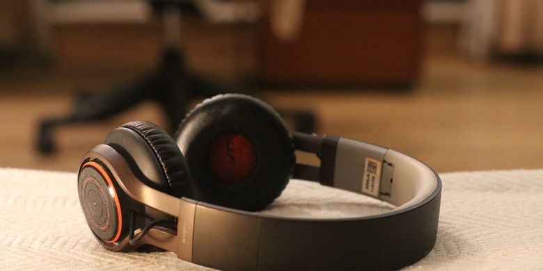 Hmmm, Sejarah Headphone, Awalnya Bukan untuk Dengarkan Musik