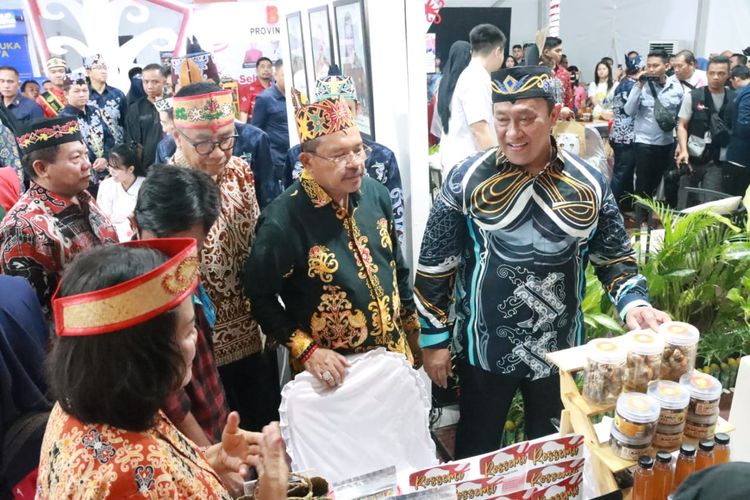 Wagub Kalteng Edy Pratowo meresmikan Kalteng Expo Tahun 2024.