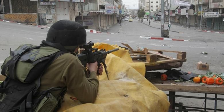 Warga Palestina Ditembak Mati Tentara Israel yang Curiga Akan Diserang 