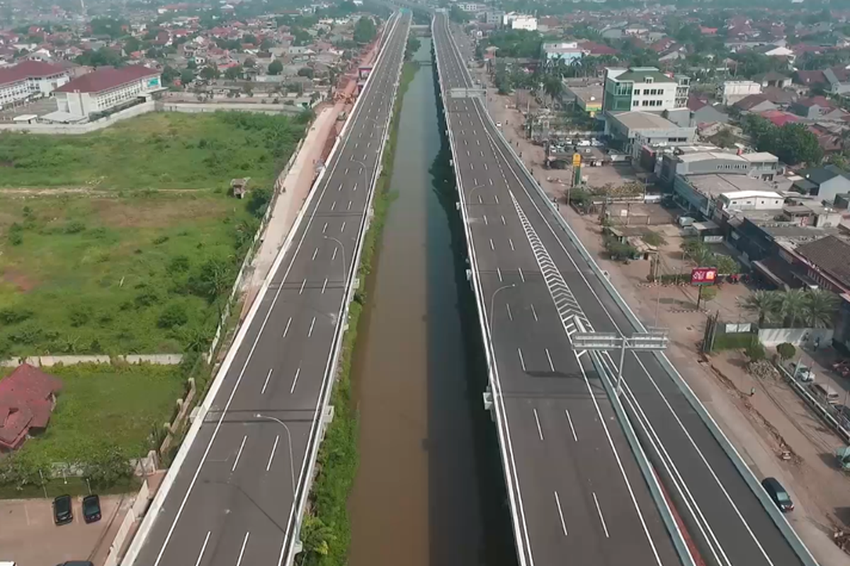 Jalan Tol Becak Kayu merupakan salah satu proyek yang dikerjakan oleh PT. Waskita Karya
