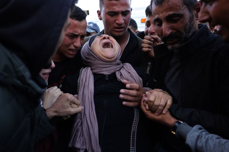 Serangan Israel Tewaskan Jurnalis Al Jazeera, Mobilnya Ditembak Tanpa Peringatan