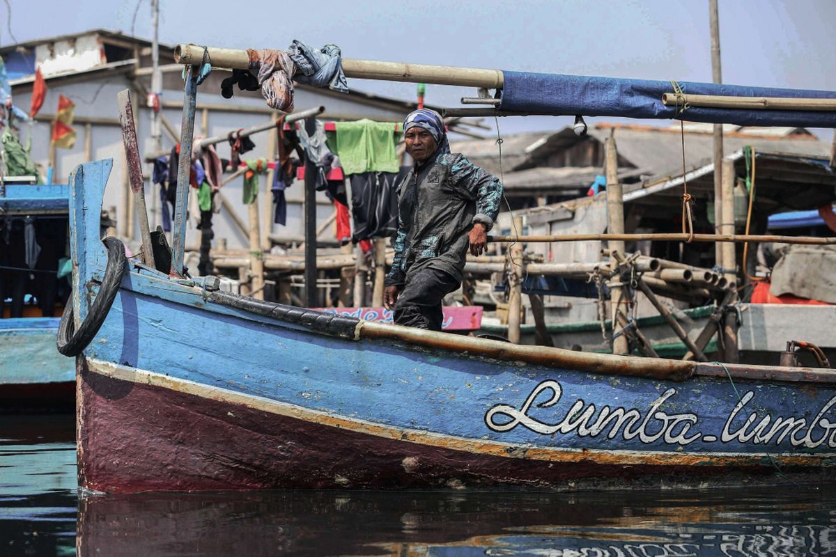 Para nelayan usai mencari ikan di Kosambi, Tangerang, Rabu (18/07/2018). Para nelayan mencari ikan setiap harinya di sekitar kepulauan seribu.