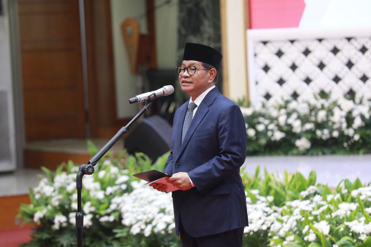 Gubernur Daerah Khusus Ibu Kota (DKI) Jakarta Pramono Anung dalam Pelantikan dan Pengambilan Sumpah/Janji Jabatan Fungsional di lingkungan Pemerintah Provinsi DKI Jakarta.