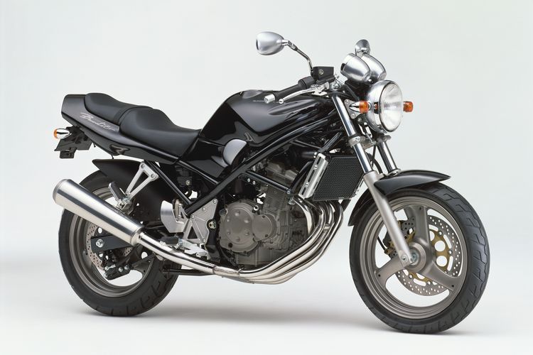 Suzuki bandit 250 красноголовый