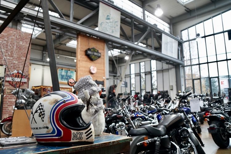 Rombongan Suryanation Motorland kunjungi Harley Davidson Factory di Frankfurt.                                