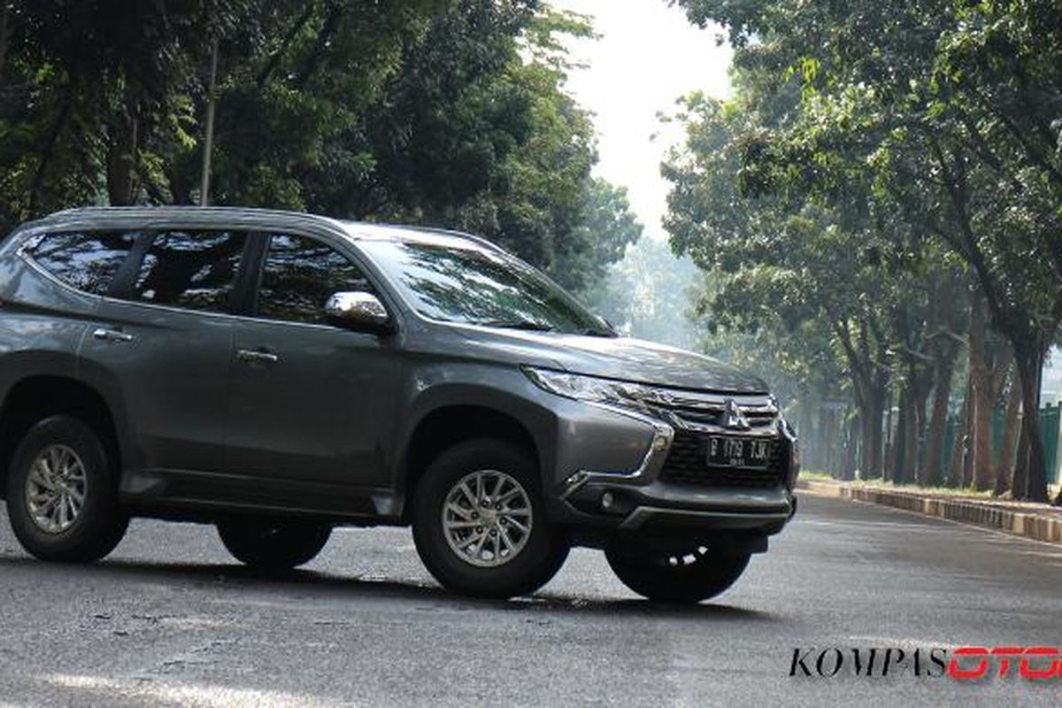 Mitsubishi All New Pajero Sport tipe Exceed 4X2.