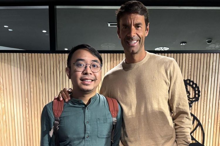 KOMPAS.com bertemu dengan legenda Real Sociedad, Xabi Prieto, di Reale Arena Jumat, 2 Mei 2025