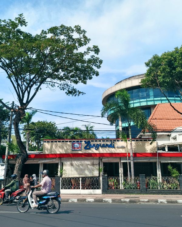 Kisah Es Krim Zangrandi, Sepotong Legenda Kota Surabaya