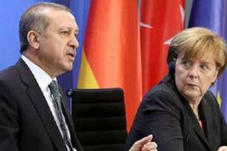 Presiden Turki Recep Tayyip Erdogan (kiri) bertemu dengan Kanselir Jerman  Angela Merkel, September 2016 ini.