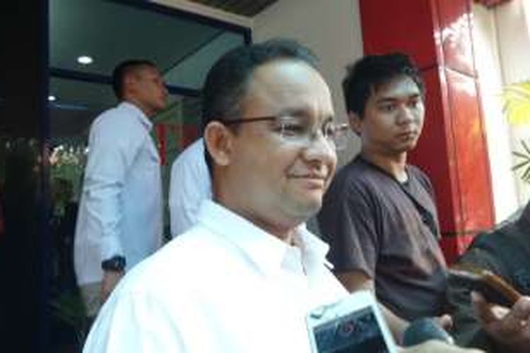 Calon gubernur DKI Jakarta nomor pemilihan tiga, Anies Baswedan, saat ditemui di kantor majalah Gatra, Jakarta Selatan, Rabu (28/12/2016).