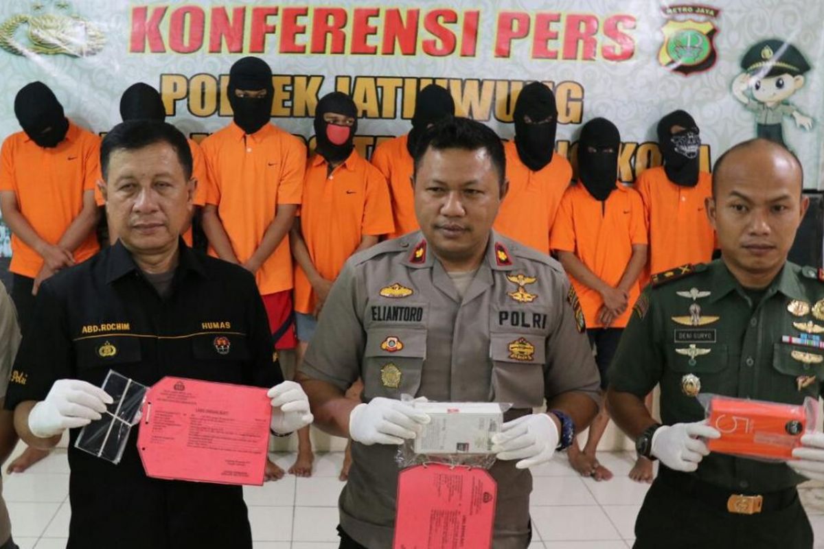 Polsek Jatiuwung mengungkap aksi pencurian dengan kekerasan yang dilakukan oleh 8 orang pelaku pada Kamis (9/8/2018).
