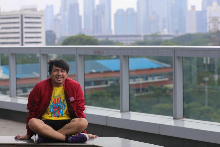 Joshua Suherman berpose saat media visit film Yowis Ben 2 di Menara Kompas, Palmerah, Jakarta Barat, Rabu (27/2/2019). Film Yowis Ben 2 dirilis di bioskop 14 Maret 2019 mendatang.