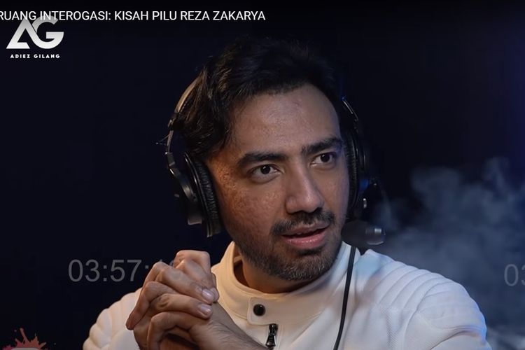 Reza Zakarya atau yang lebih dikenal dengan nama Reza DA (DAcademy).