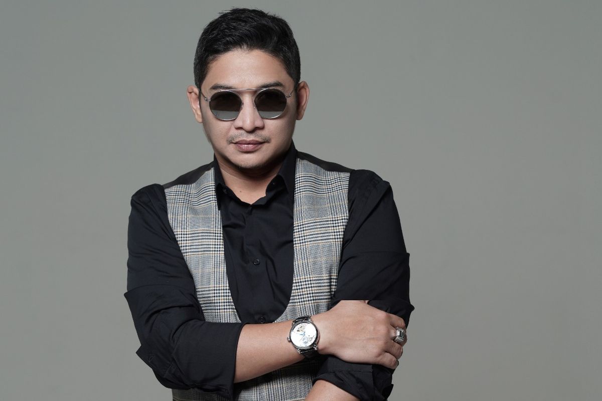 Pasha Ungu dalam album Di Atas Langit. (Dokumentasi Trinity Optima Production). 