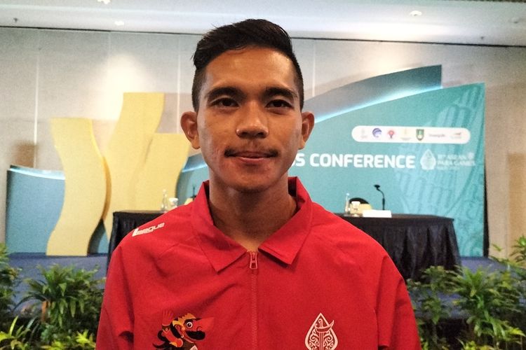 Nur Ferry Pradana merebut emas di kelas T47 di ASEAN Para Games 2022.