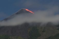 Guguran Lava Gunung Karangetang Mengarah ke Kali Beha Timur, Bupati Sitaro Keluarkan Imbauan