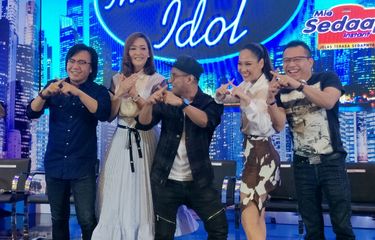 Deretan juri di Indonesian Idol X yakni, Ari Lasso, Maia Estianty, Judika, Bunga Citra Lestari dan Anang Hermansyah dalam jumpa pers di MNC Studios, Kebon Jeruk, Jakarta Barat, Senin (16/9/2019).