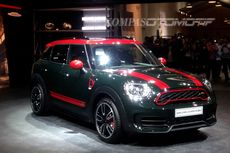 Mini Countryman JCW Mengaspal di Indonesia